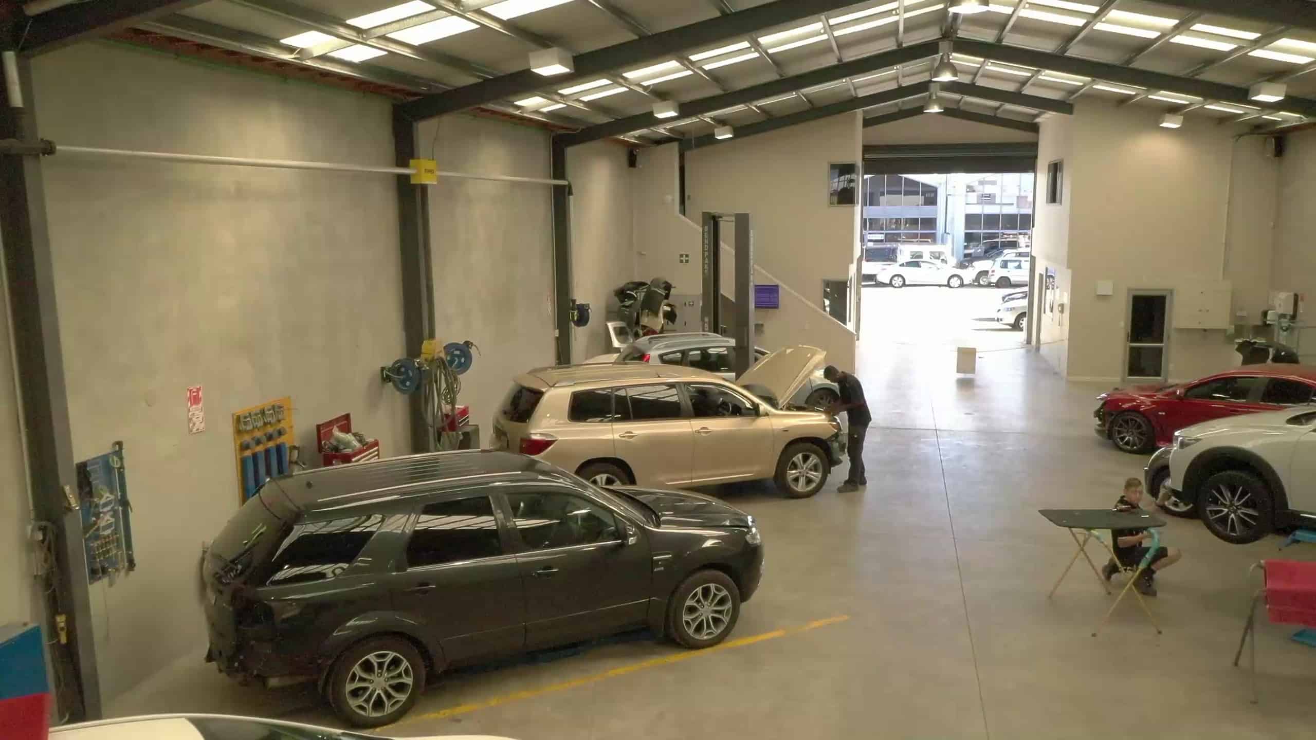 It allows you to feature various items